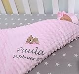 ★ Babydecke mit Namen und Motiv Bestickt ★ Minky ★ Baumwolle ★ Füllung ★personalisiert (75 x 100 cm, Hellrosa - Sternen)