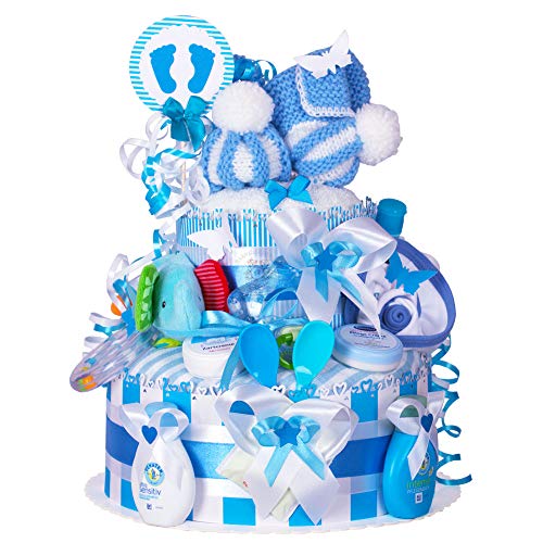 MomsStory - Windeltorte Jungen | DIY Windelgeschenk | Baby-Geschenk zur Geburt Taufe Babyshower | Babytorte 2 Stöckig (Blau-Weiß) XL Geburtsgeschenk mit Strickschuhchen Lätzchen Schnuller & mehr