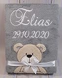 Babydecke mit Namen und Datum bestickt Baby Geschenke Geburt (Grau - Teddybär)